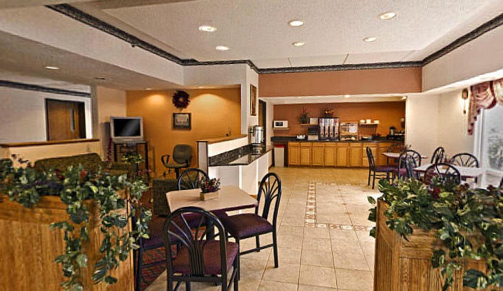 Americas Best Value Inn Waukegan Zewnętrze zdjęcie